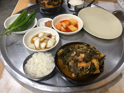 Hongcheonttukbaegi (홍천뚝배기) 1