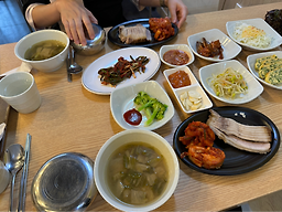 Idaepudeu hangaribossam (이대푸드 항아리보쌈) 3