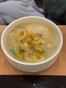 황생가칼국수 연세동문회관점 대표 사진