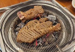 Manyeonsutbulgalbi (만연숯불갈비) 2