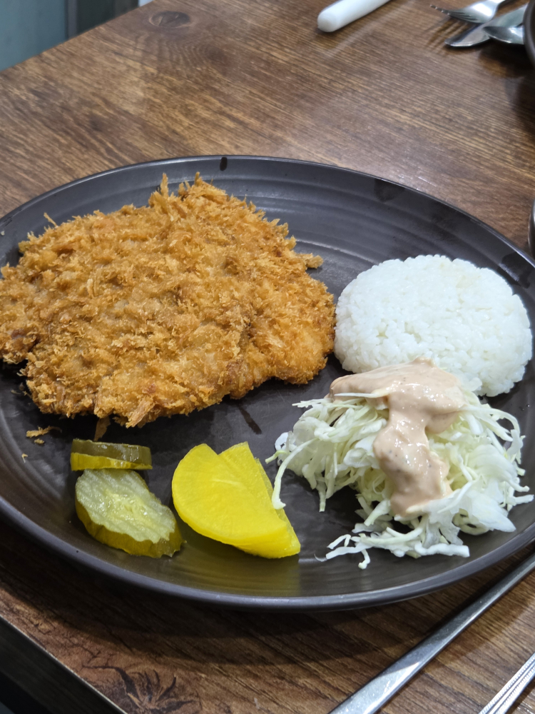 Jinjibang sundaetguk,donkkaseu (진지방 순댓국,돈까스) 2