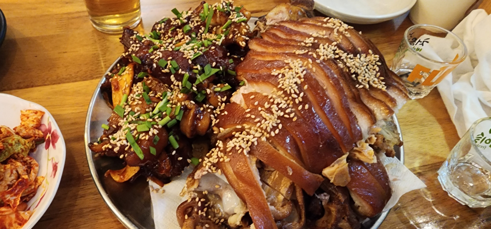 야탑옹기족발 대표 사진