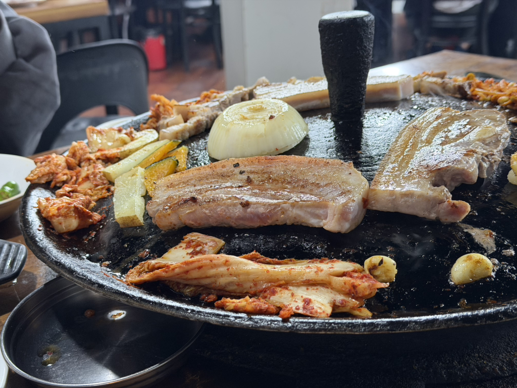 수락솥뚜껑김치삼겹살 6