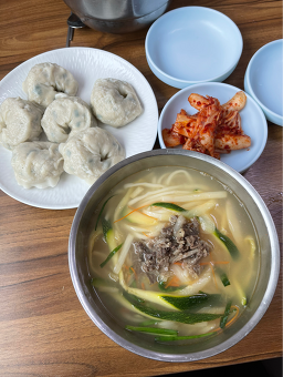 Pyeongyangkalguksu (평양칼국수) 2