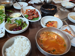 Ganggyeongbulgogi gurijeom (강경불고기 구리점) 1