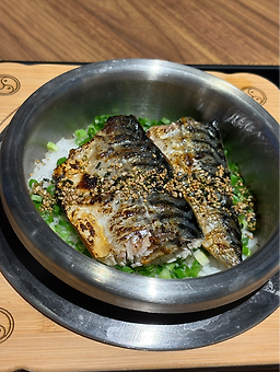 Godeungeoyeonguso (고등어연구소) 3