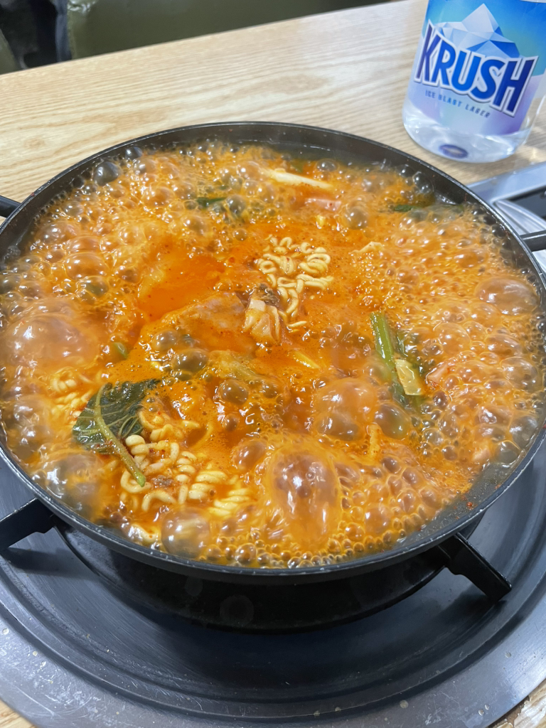Jeongtongbudaegogi (정통부대고기) 1