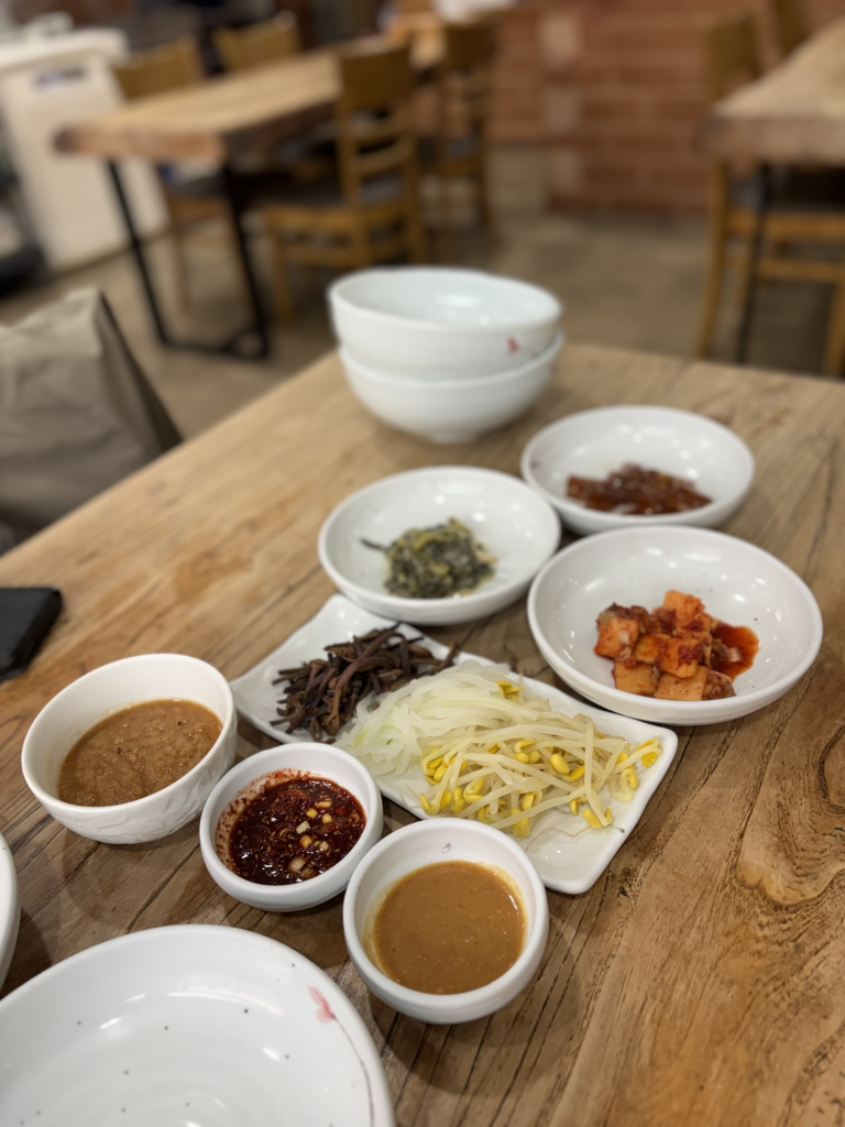 앞산제일백반 3