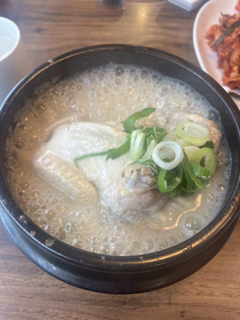Jeongilpumsamgyetang 5