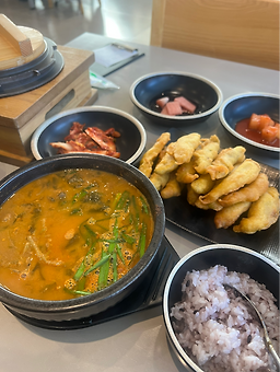 Chudoryeongnamwonchueotang (추도령남원추어탕) 1