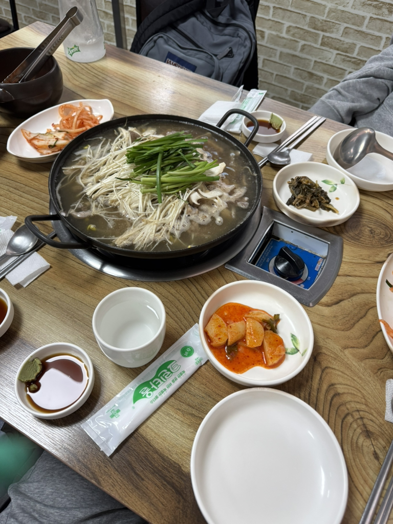 엄마손칼국수 3