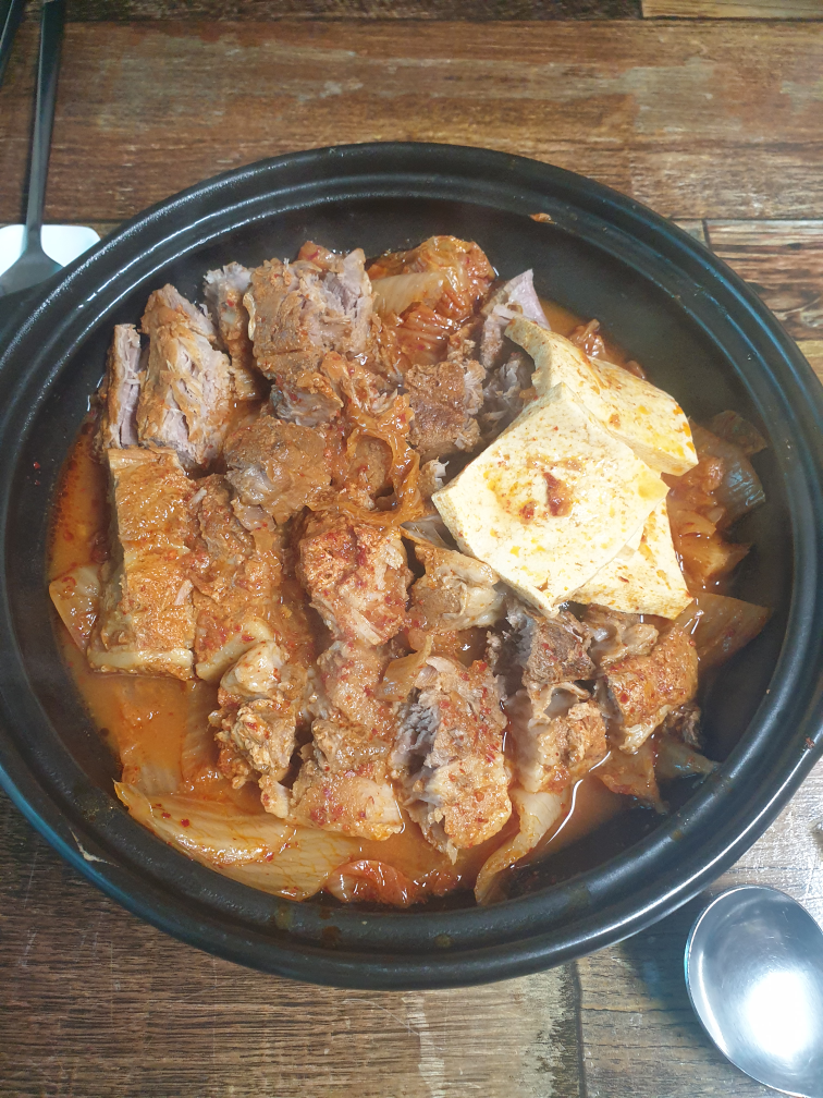 머무는집 1