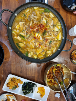 이선생짜글이 상암점 대표 사진