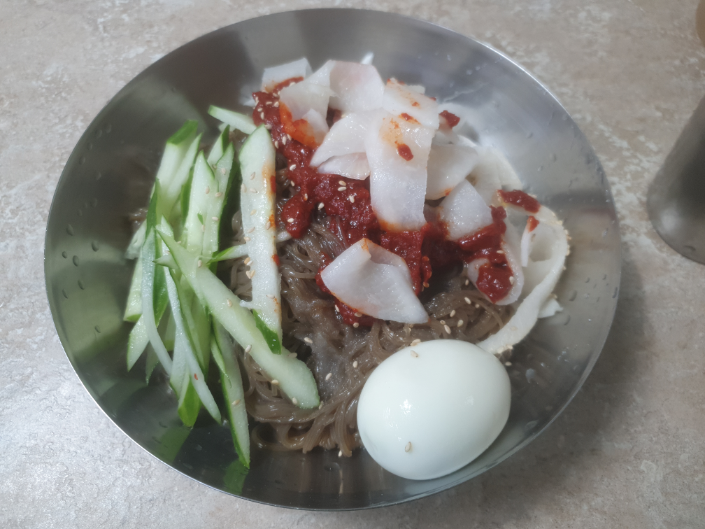Halmeoninaengmyeon (할머니냉면) 3