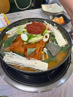 Sintobuligamjatang (신토불이감자탕) 3