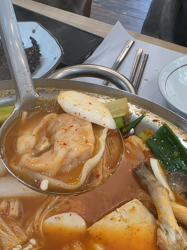 Jeongmisogimchigwan 6