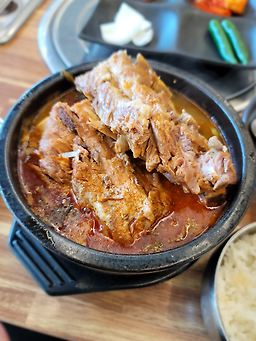통뼈감자탕 1