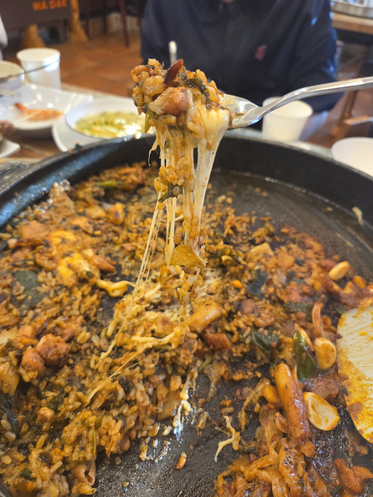 Madangdakgalbi (마당닭갈비) 3