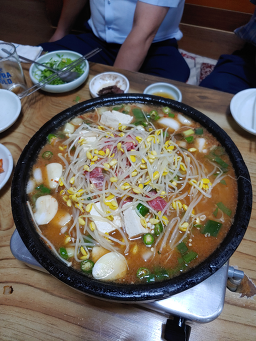 Saesijangsikyuksikdang (새시장식육식당) 2