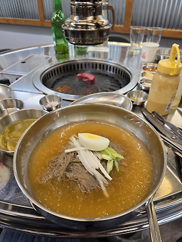 Hongdaejangsogogijip (홍대장소고기집) 1