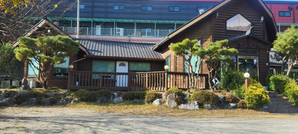 목련한정식 3