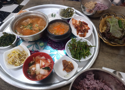 Jiniranghyeoniboribap (진이랑현이보리밥) 2