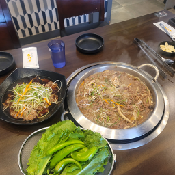 Ujinsutbulhwarogui (우진숯불화로구이) 1