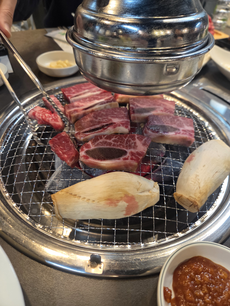 Arimonghwarogui (아리몽화로구이) 1