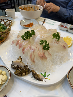 Hankkeunisikdang (한끄니식당) 2