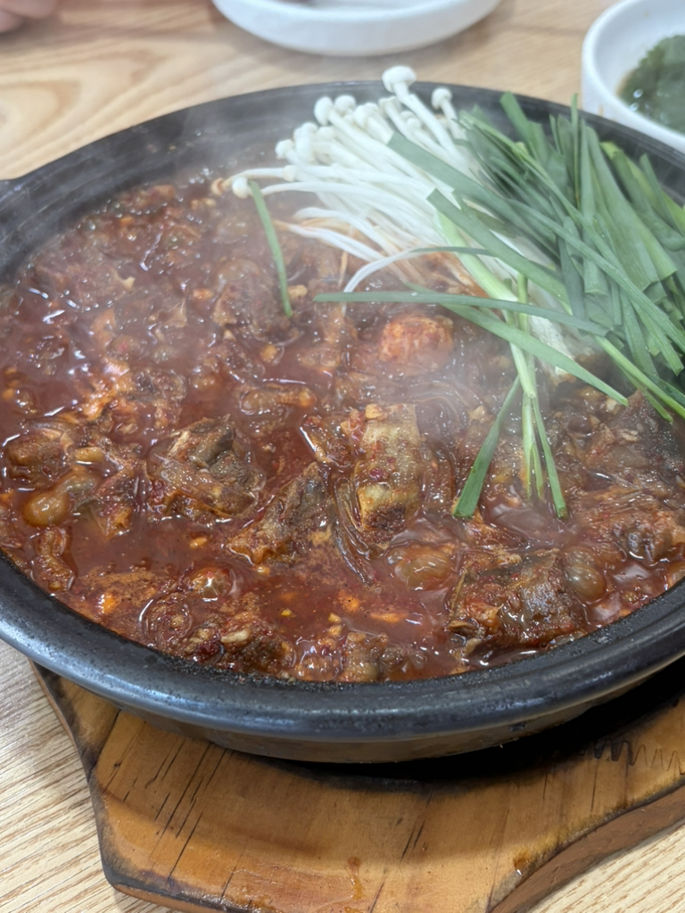 Todamgalbijjim (토담갈비찜) 2