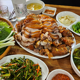 뽀빠이족발 1