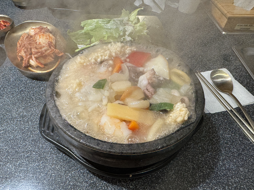 Jeonmingyuuihwangjenurungjitang 4