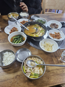 거목촌식당 1