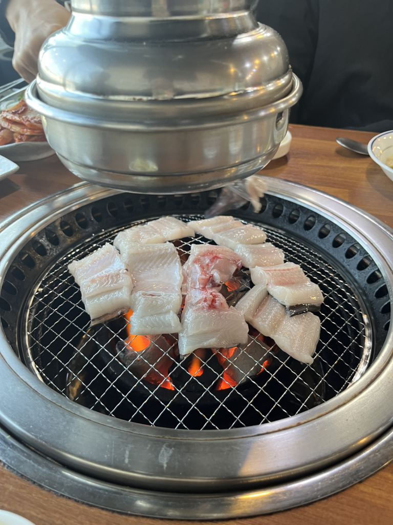 Donghaejangeogui (동해장어구이) 1