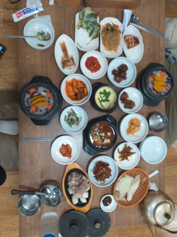 대궐영양돌솥밥