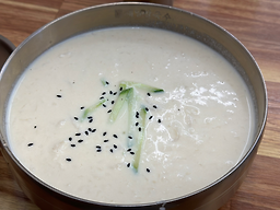 Jeilkalguksu (제일칼국수) 1