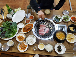 Jejussambap (제주쌈밥) 2