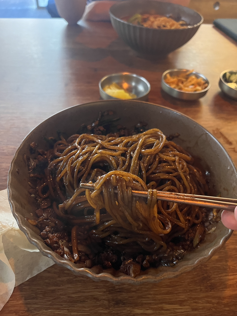 칭춘 사진