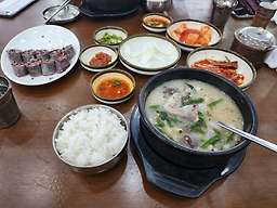 Yongchugolmigungsundae (용추골미궁순대) 1