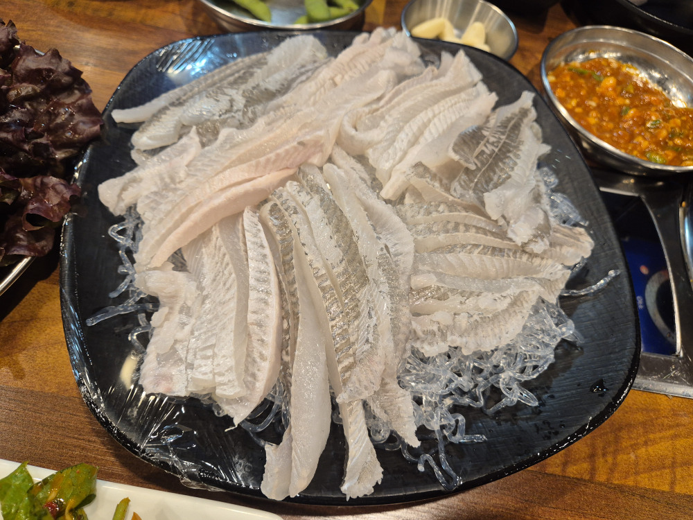 Dwaejine (돼지네) 3