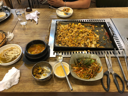Dongmyeongsamgyeopsal 6
