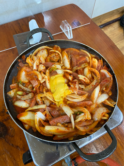 Sinjinbudaejjigae (신진부대찌개) 3