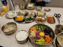 Myeongryanghwaro jindojeom (명량화로 진도점) 2