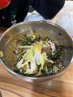 Chuncheonsutbuldakgalbi (춘천숯불닭갈비) 1