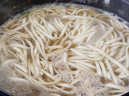 Siwonhaemulkalguksu (시원해물칼국수) 2