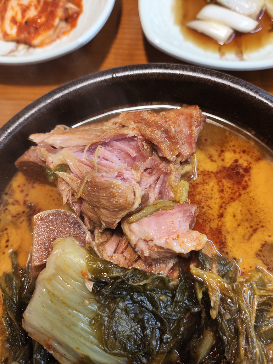 Hongcheonttukbaegi (홍천뚝배기) 1