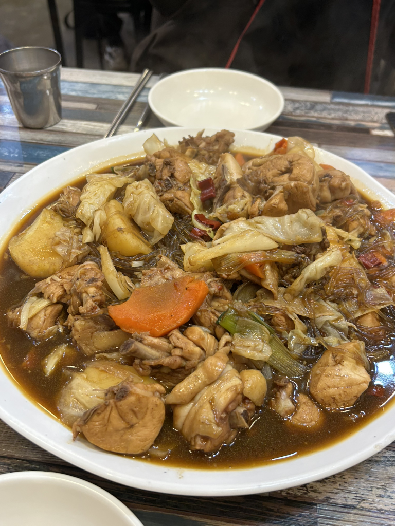 Sinsegyejjimdak (신세계찜닭) 3