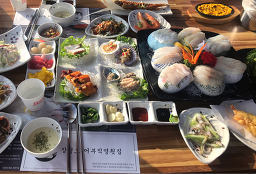 Jangseongho eobujikyeonghoetjip (장성호 어부직영횟집) 2