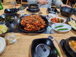Jejujeongnangjimnamgucheongjeom (제주정낭집남구청점) 2