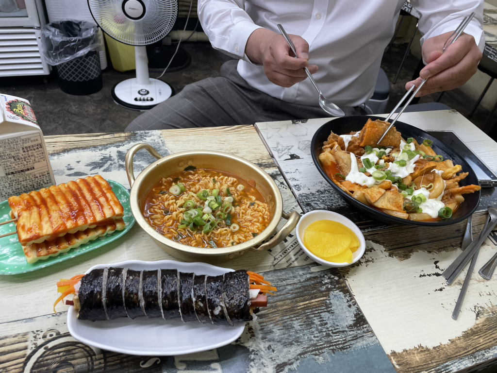 Obyeongieo tteokboki (오병이어 떡볶이) 1